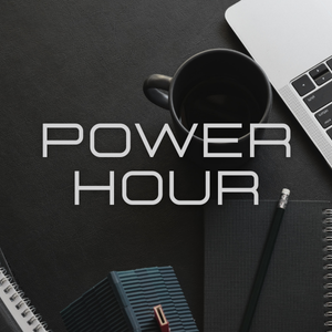 Notizbuch, Kaffee und Laptop – Symbolbild für fokussierte Power Hour im Business Coaching